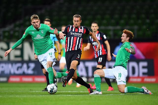 阿斯：皇马对维尼修斯未来保持绝对冷静，俱乐部利益高于一切